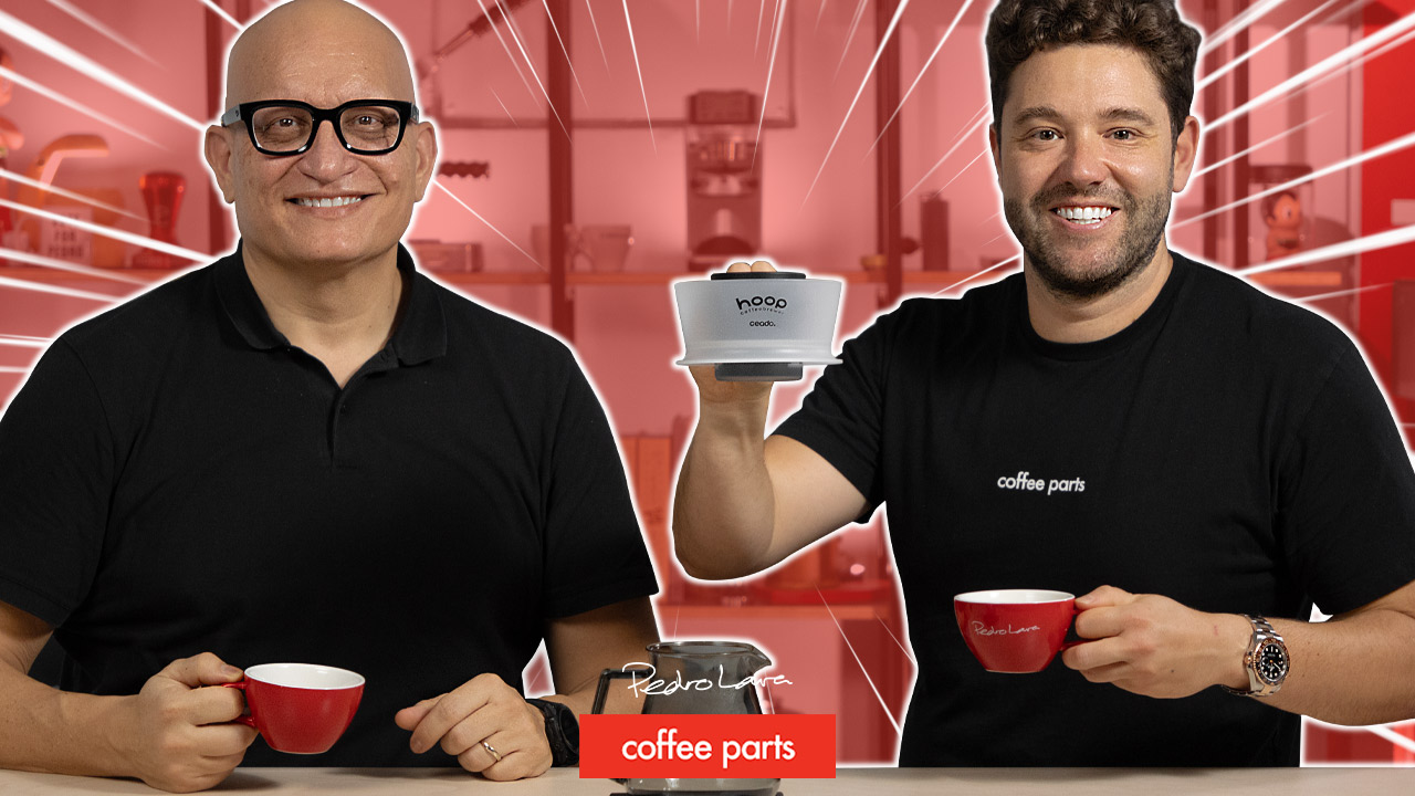 Cosimo Libardo and Pedro Lara reviewing the Ceado Hoop
